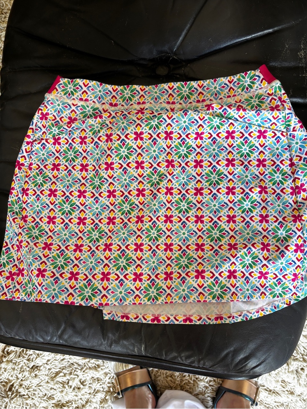 RLX Women’s Pink Multi Floral Print golf Skort size small worn once